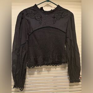 Farm Rio Medium Black lace pleasant blouse !